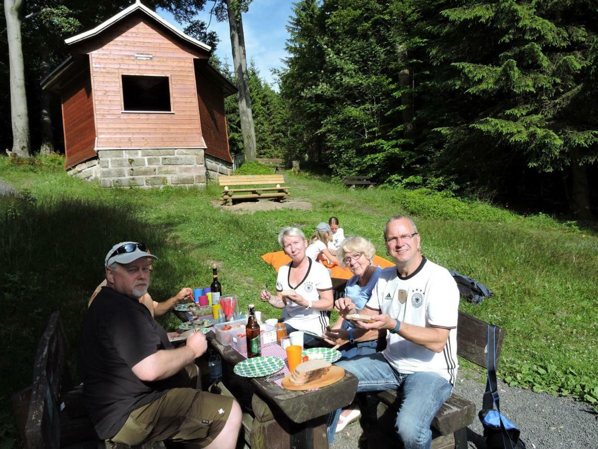 Haus Rennsteigrose Apartment Steinheid Екстериор снимка